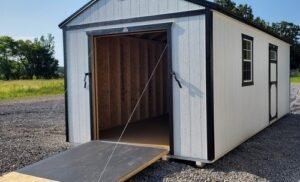 garages and workshops for sale in Starkville MS